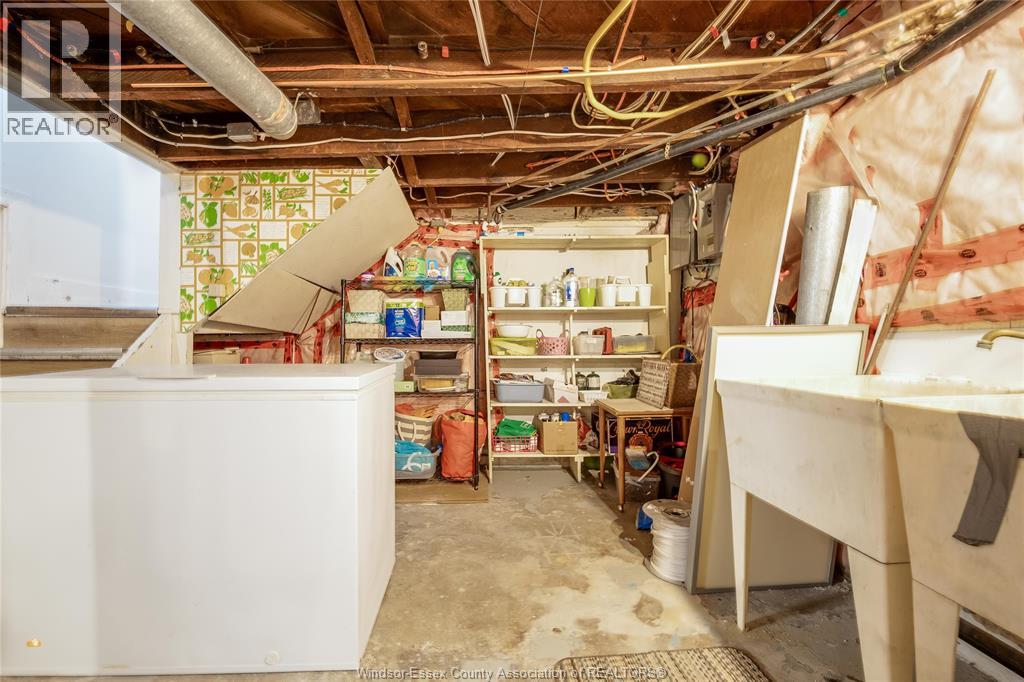 Photo 9 of 1588 Marentette Avenue, Windsor ON