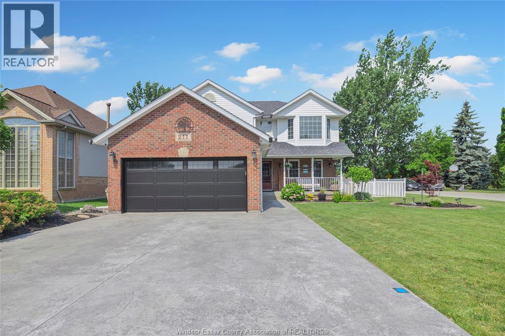 Photo 1 of 211 Bayberry, Lakeshore ON