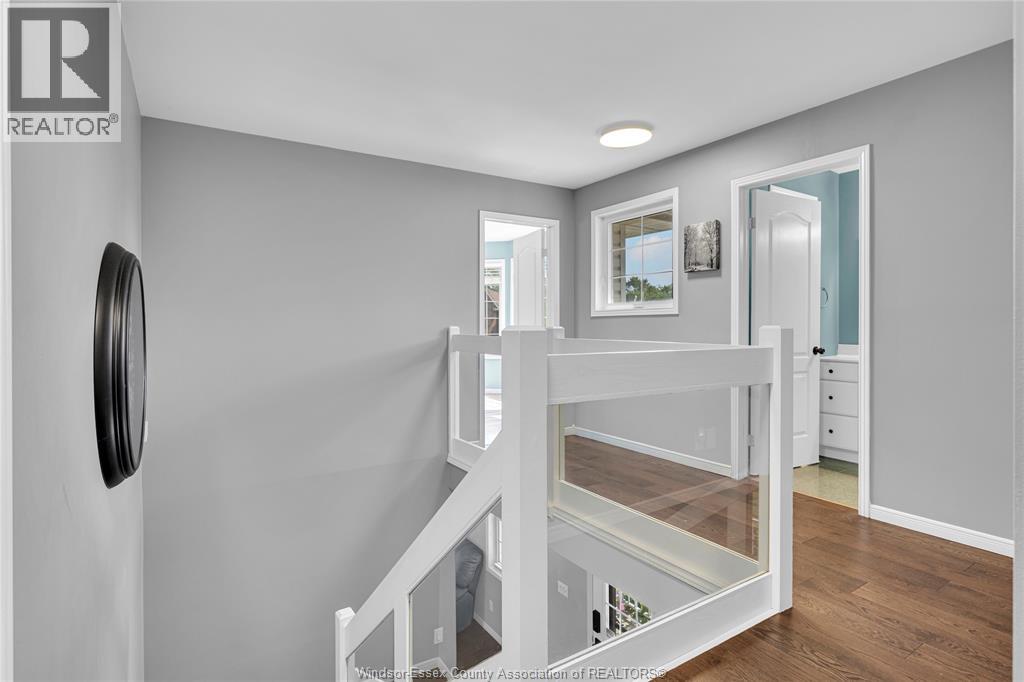 Photo 17 of 211 Bayberry, Lakeshore ON