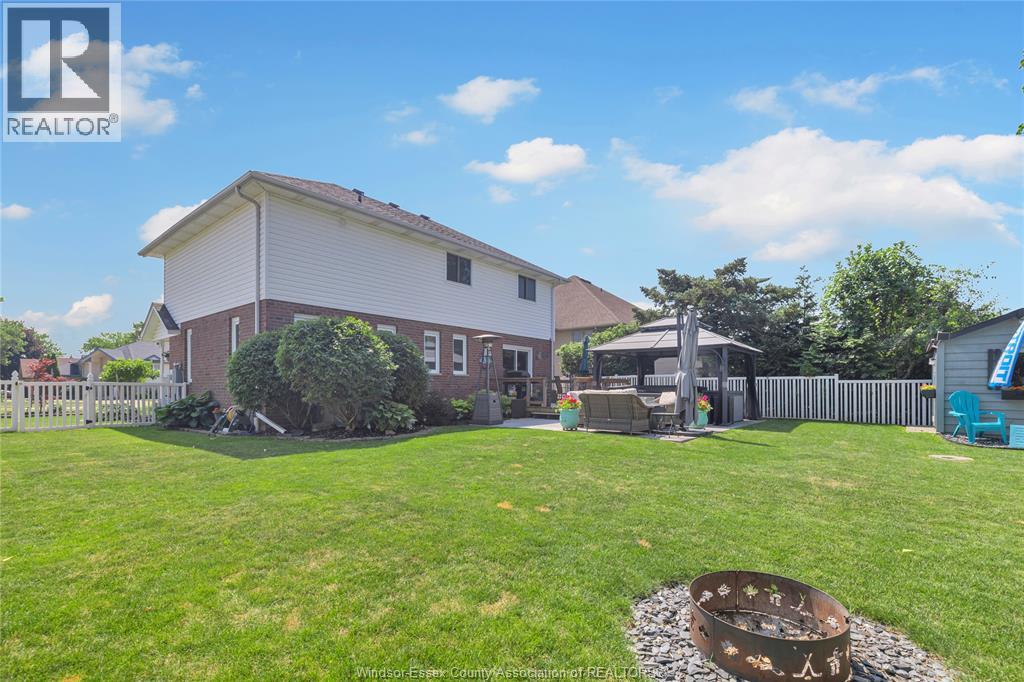 Photo 33 of 211 Bayberry, Lakeshore ON