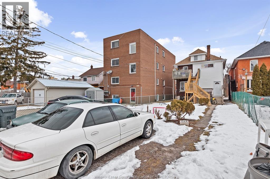 Photo 4 of 895 Pillette, Windsor ON