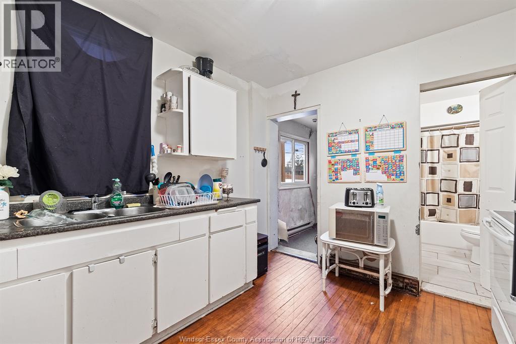 Photo 6 of 895 Pillette, Windsor ON