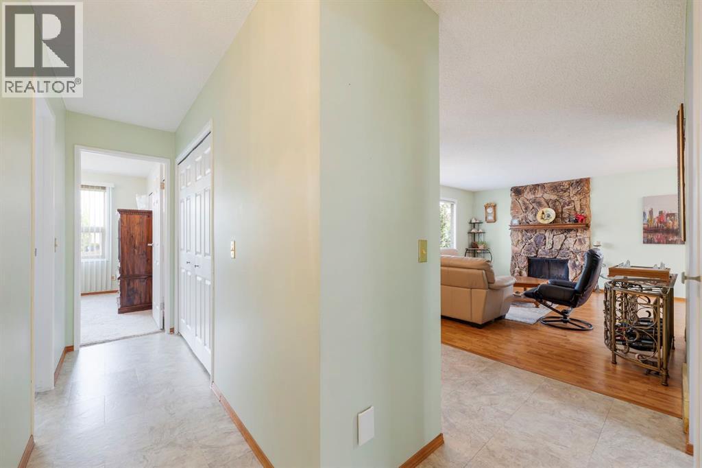 Single Family House Bungalow for Sale in  Woodford Crescent SW Woodbine Calgary 