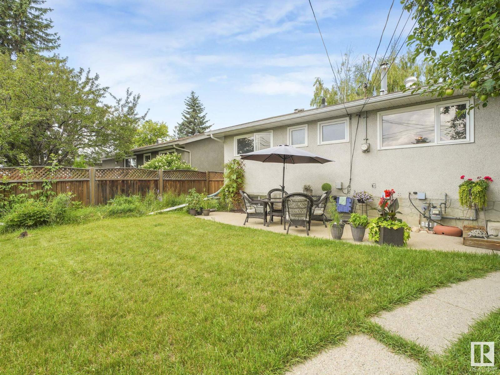 Photo 33 of 16207 86 Av Nw, Edmonton AB