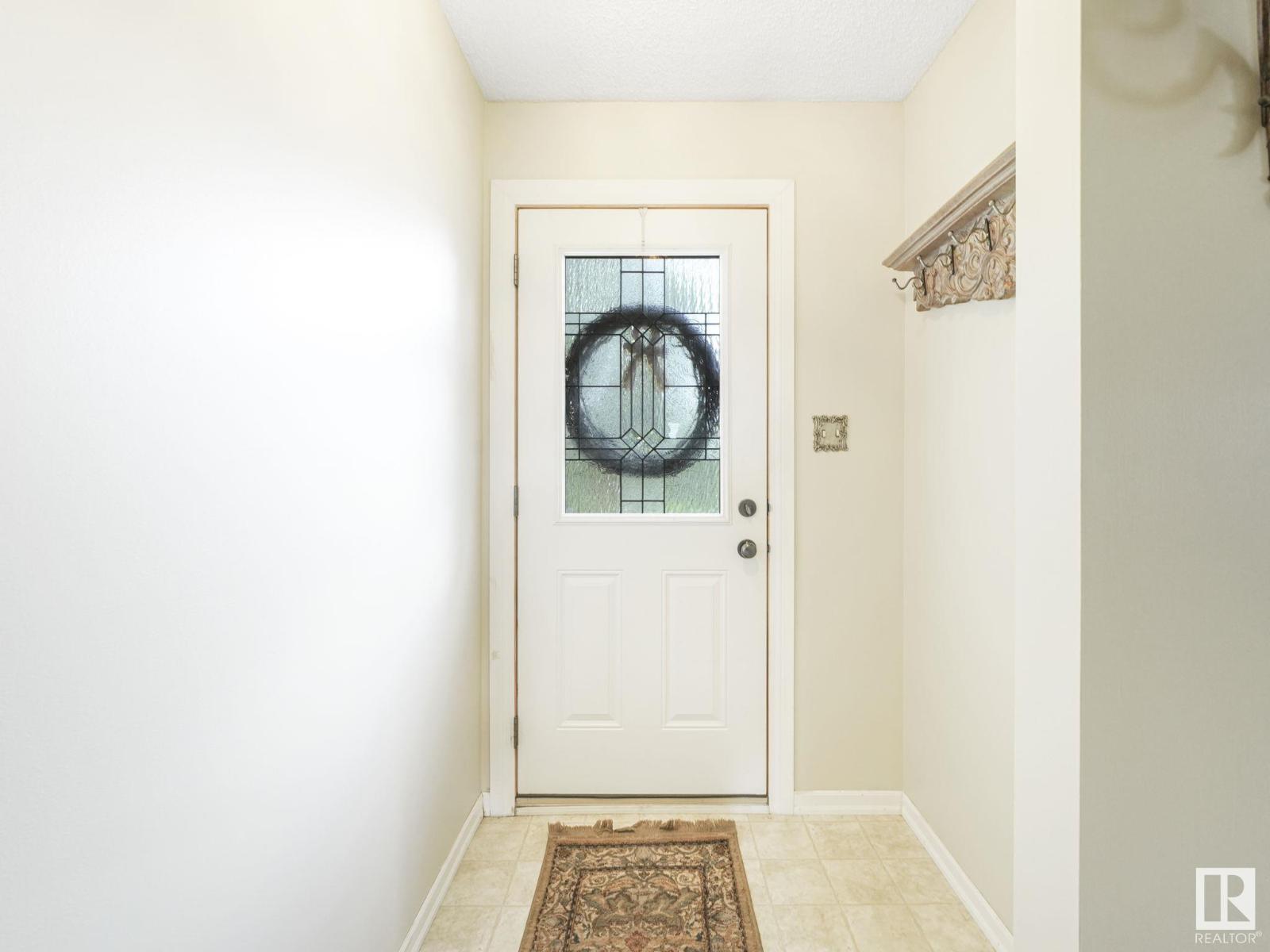 Photo 1 of 16207 86 Av Nw, Edmonton AB