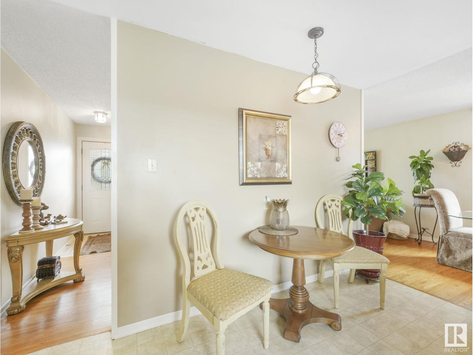 Photo 62 of 16207 86 Av Nw, Edmonton AB