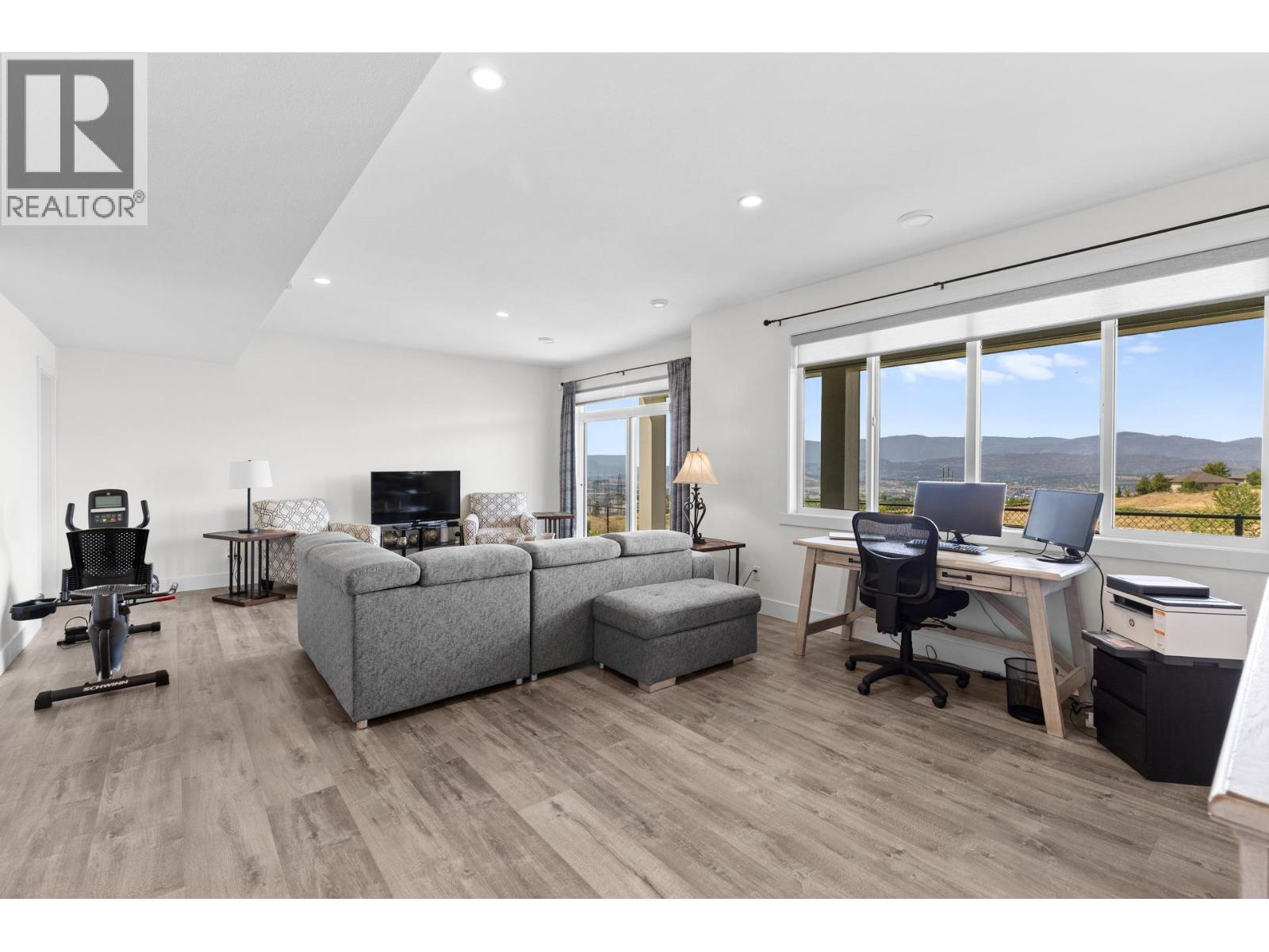  1396 Tower Ranch Drive, Kelowna