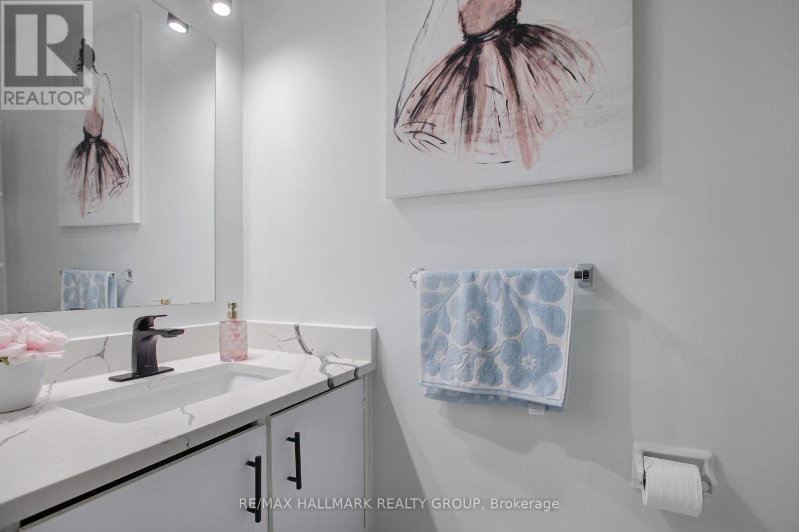 Photo 16 of 59 2570 Southvale Crescent, Ottawa ON