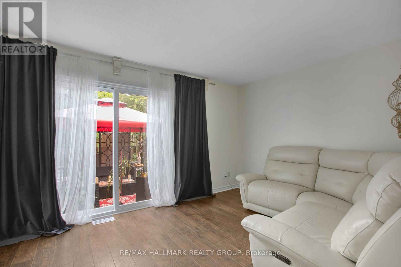 Photo 17 of 59 2570 Southvale Crescent, Ottawa ON