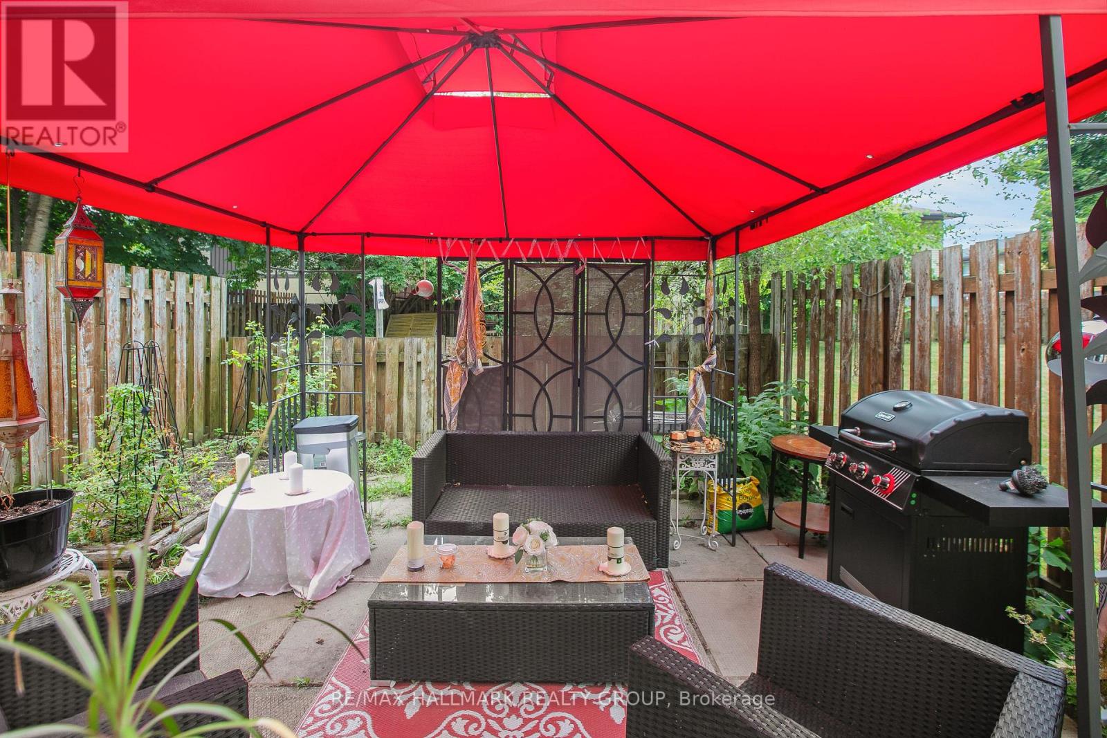 Photo 32 of 59 2570 Southvale Crescent, Ottawa ON