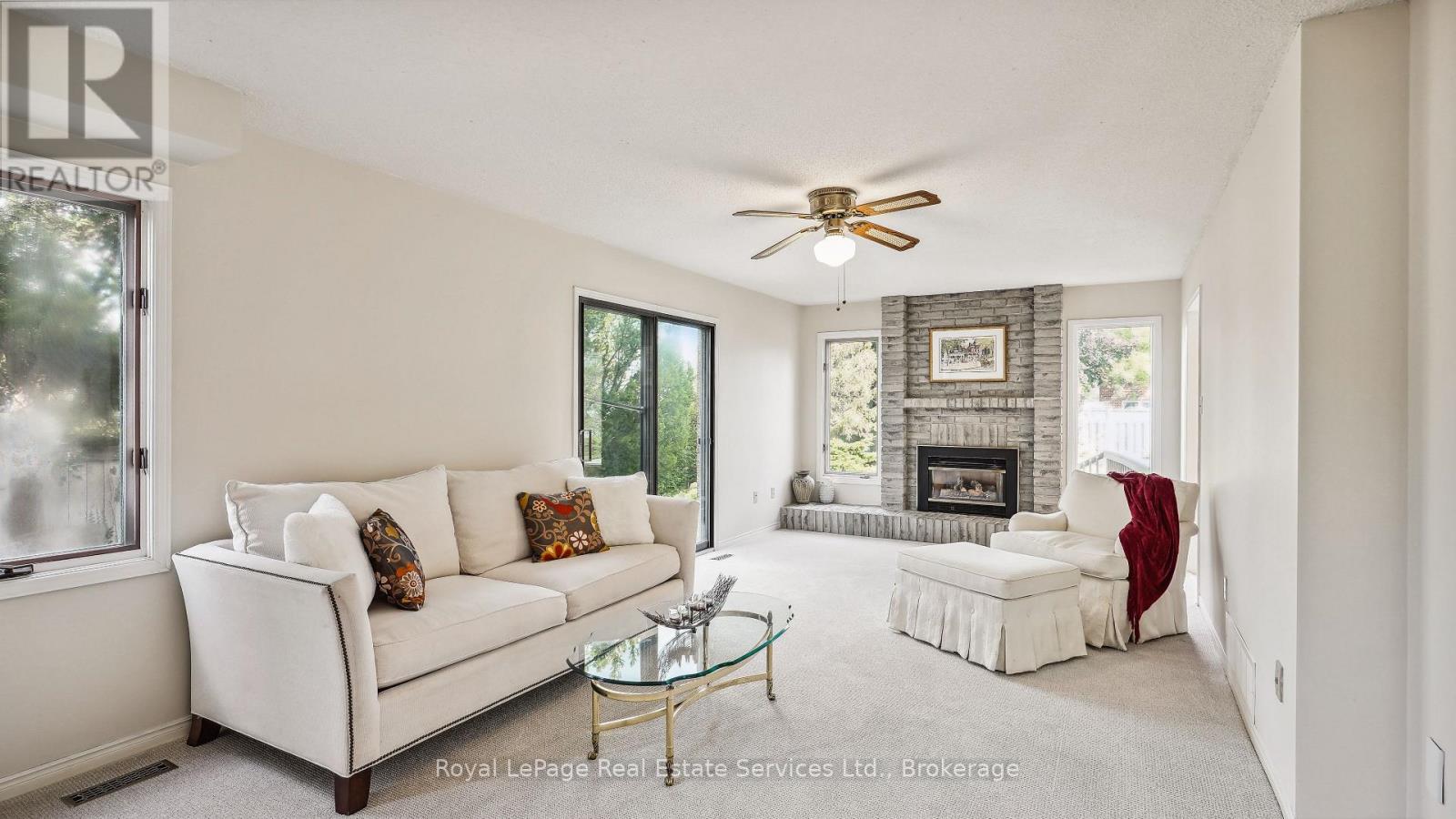 Photo 43 of 524 Chillingham Crescent, Oakville ON