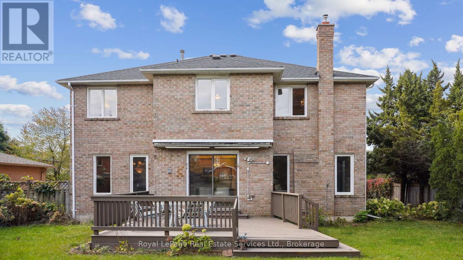 Photo 8 of 524 Chillingham Crescent, Oakville ON