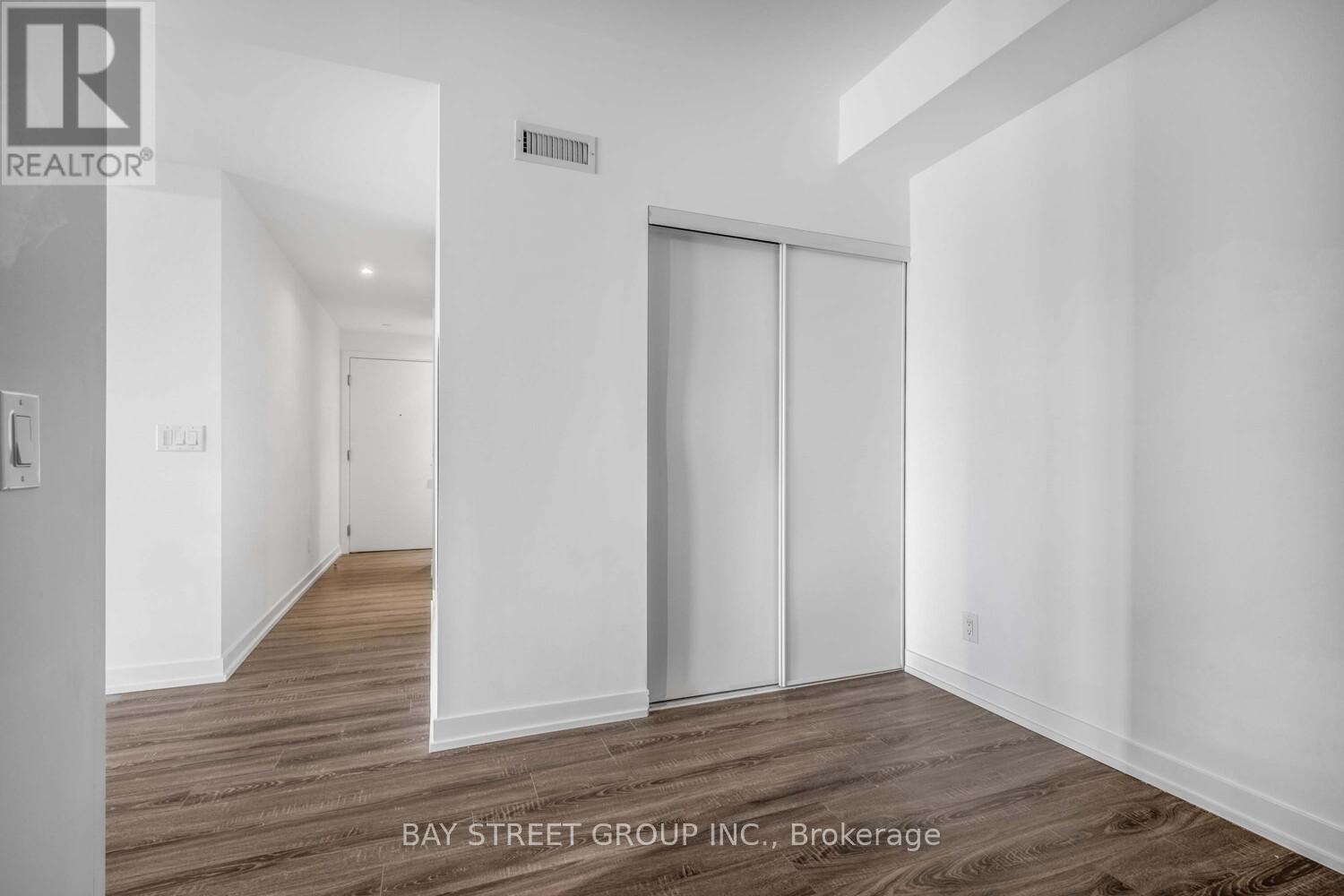Photo 21 of 1419 20 Edward Street, Toronto ON