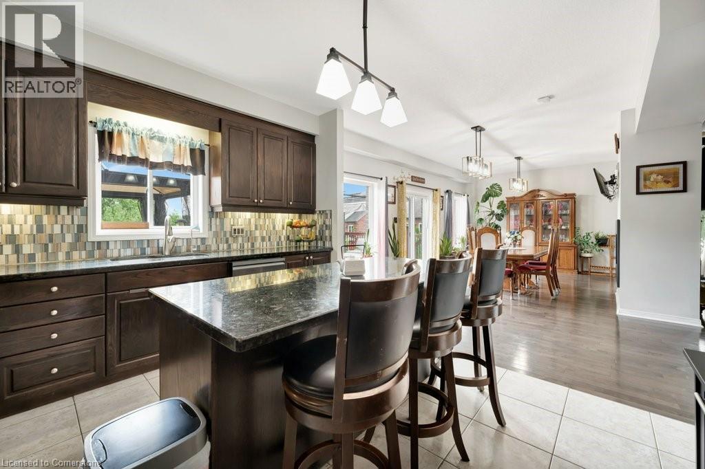 Photo 33 of 477 Woodbine Avenue, Kitchener ON
