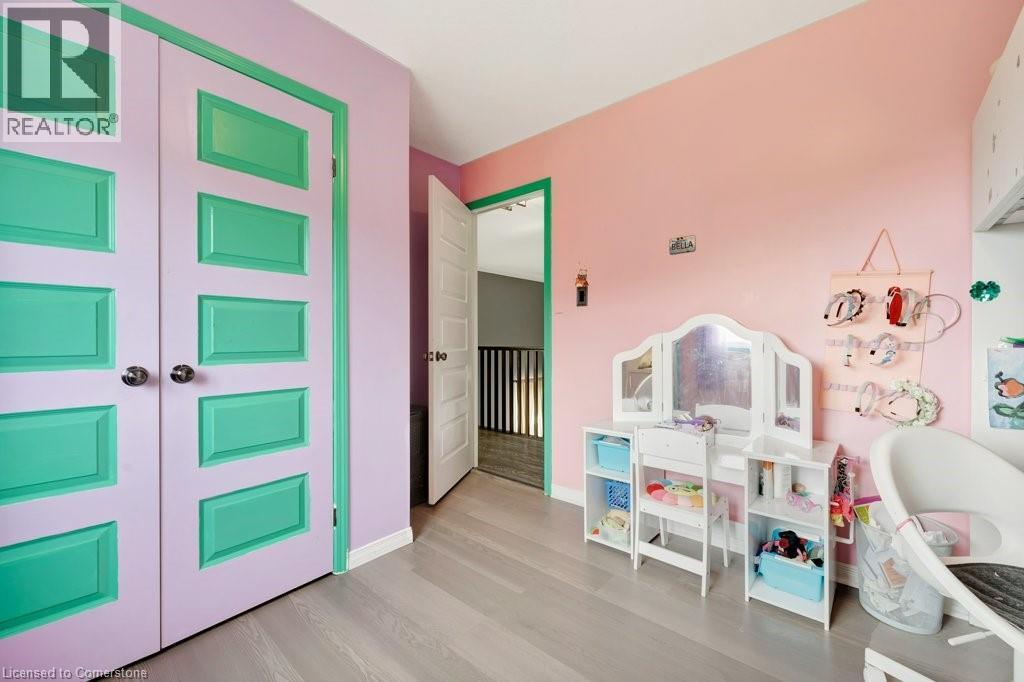 Photo 13 of 477 Woodbine Avenue, Kitchener ON