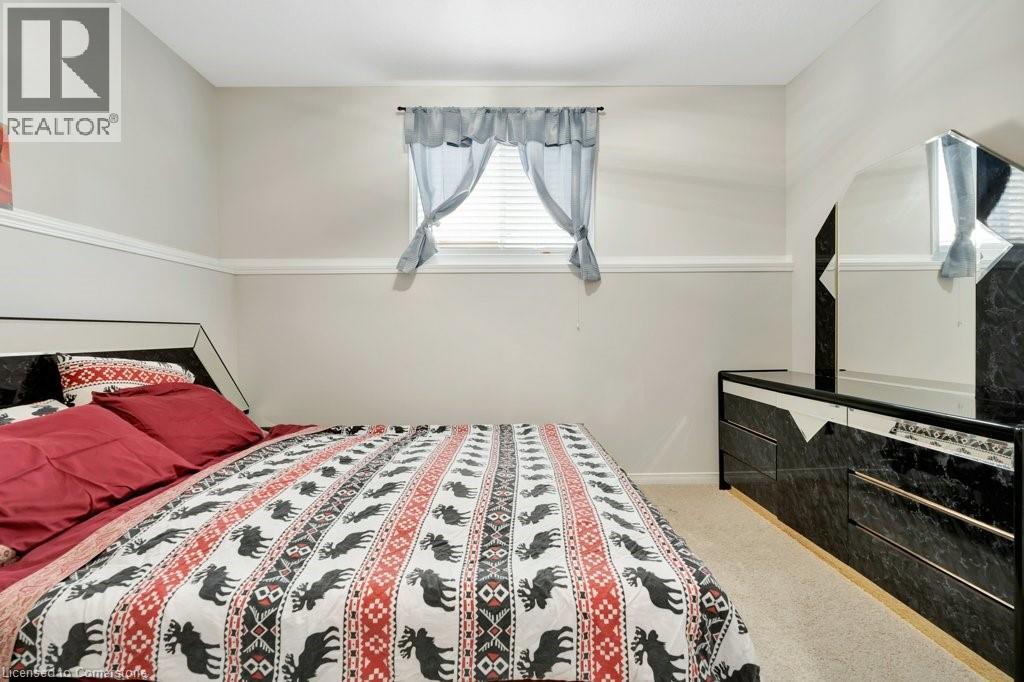 Photo 14 of 477 Woodbine Avenue, Kitchener ON