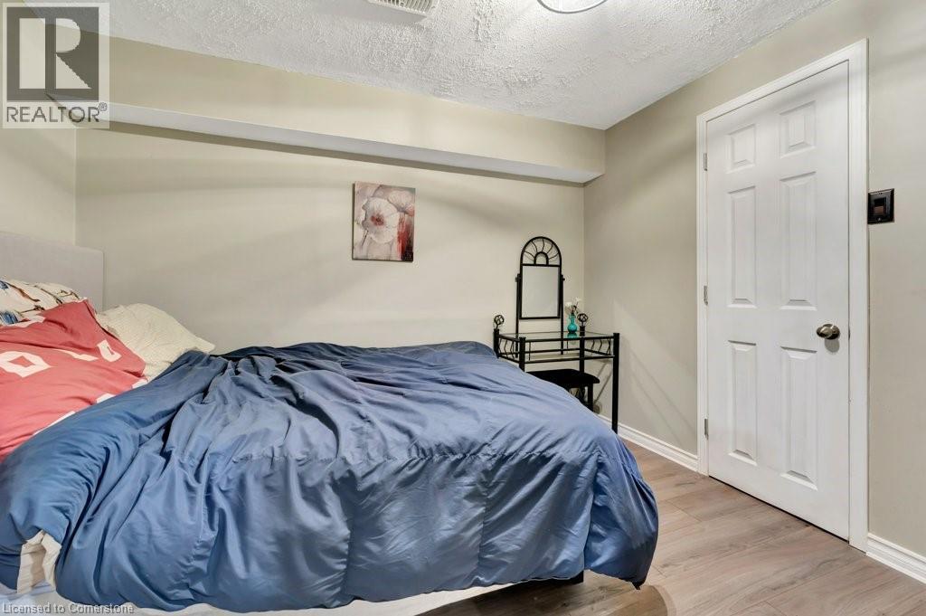 Photo 10 of 477 Woodbine Avenue, Kitchener ON