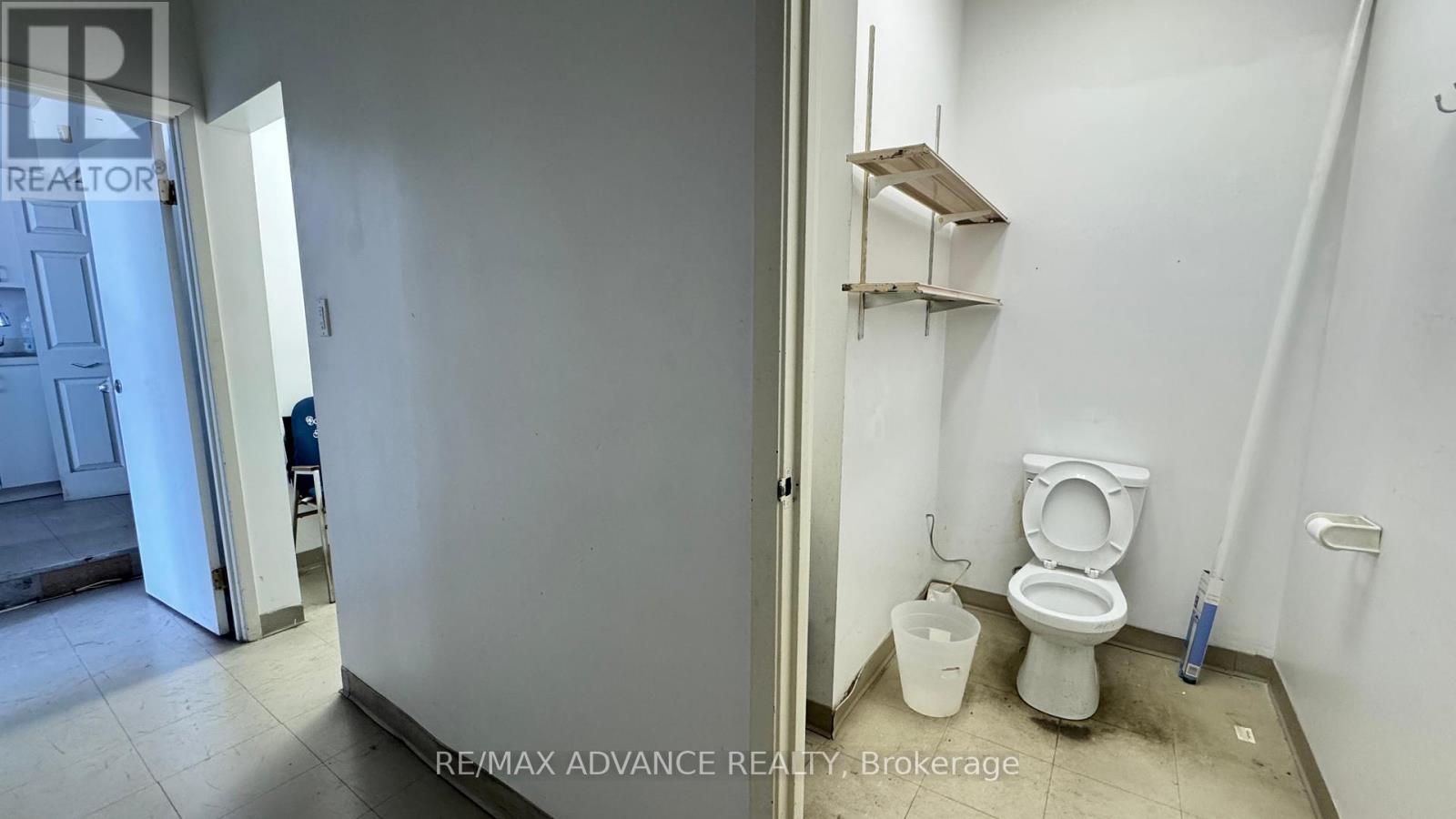 Photo 7 of 01 4245 Sheppard Avenue E, Toronto ON