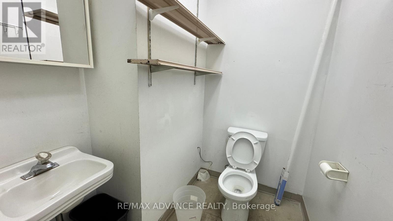 Photo 2 of 01 4245 Sheppard Avenue E, Toronto ON