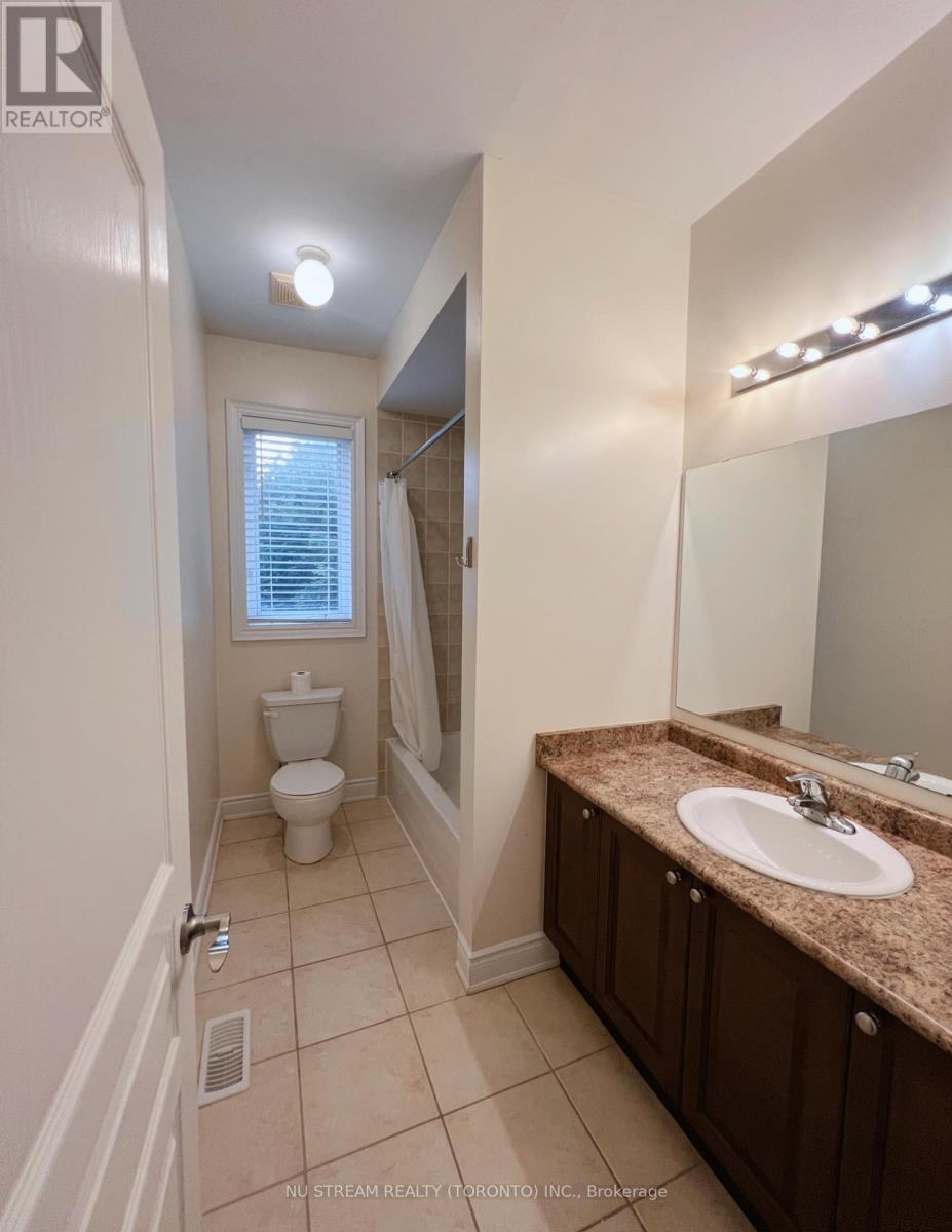 Photo 11 of 49 Portelli Crescent, Ajax ON