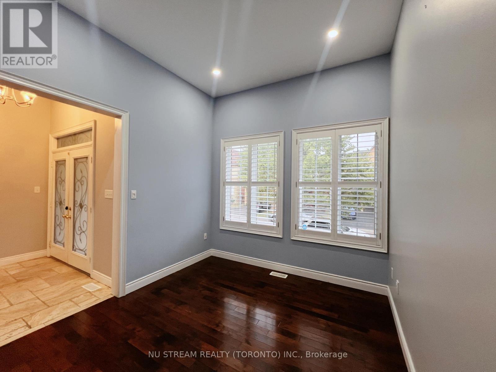 Photo 15 of 49 Portelli Crescent, Ajax ON
