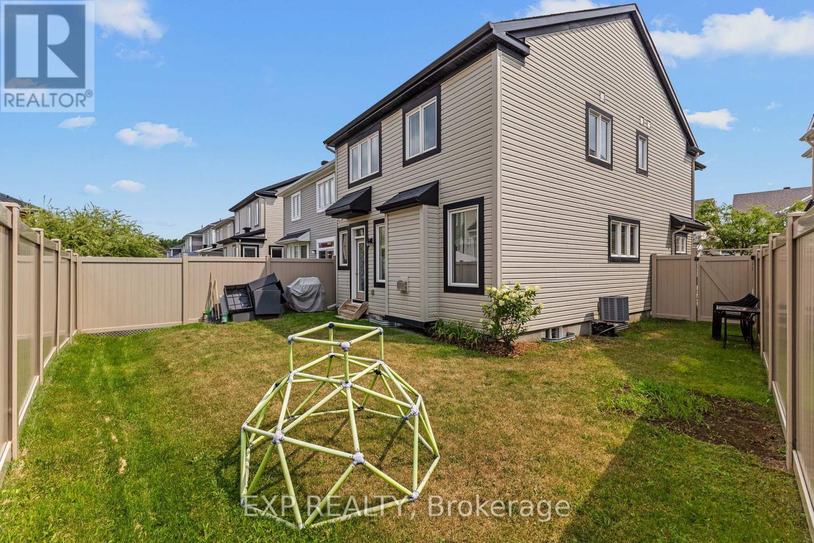 Photo 11 of 47 Solaris Drive, Ottawa ON