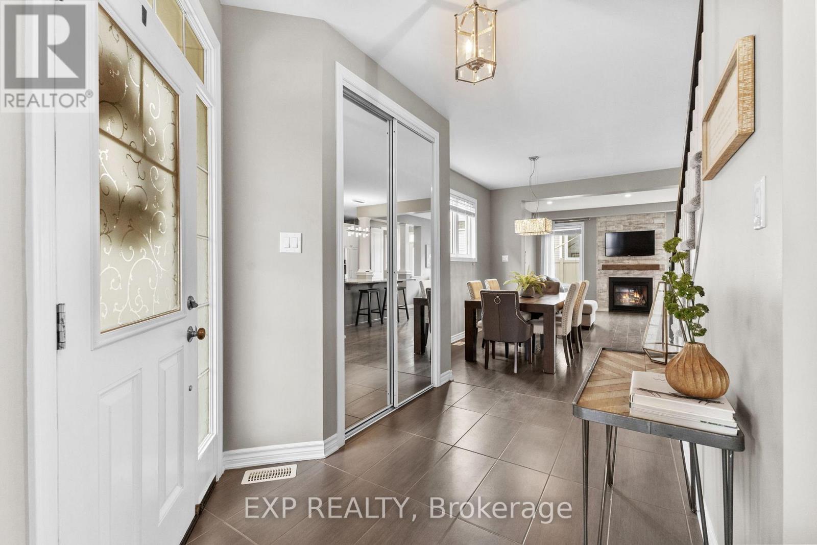 Photo 6 of 47 Solaris Drive, Ottawa ON
