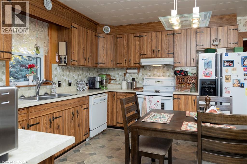 Photo 4 of 331 Middle Townline Road, Harley ON