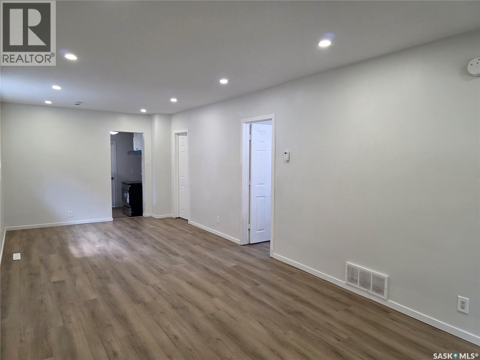 Photo 17 of 922 Retallack Street, Regina SK