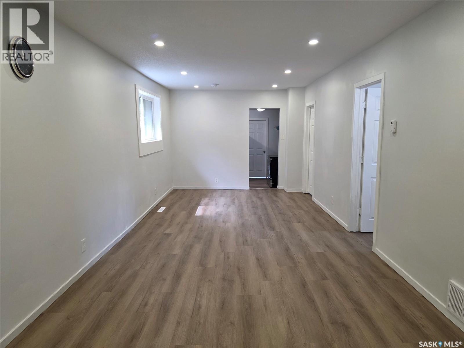 Photo 37 of 922 Retallack Street, Regina SK