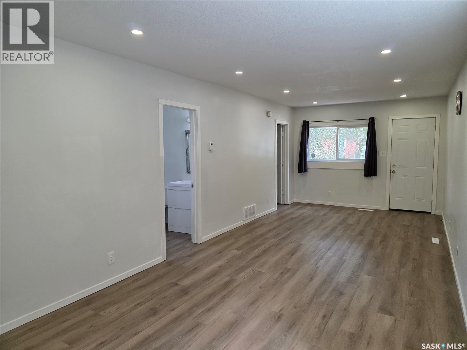 Photo 4 of 922 Retallack Street, Regina SK