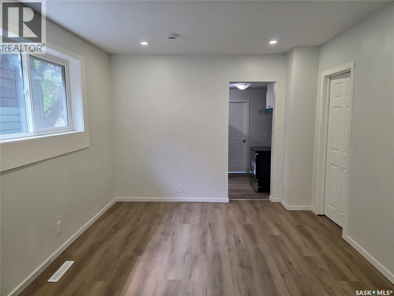 Photo 24 of 922 Retallack Street, Regina SK