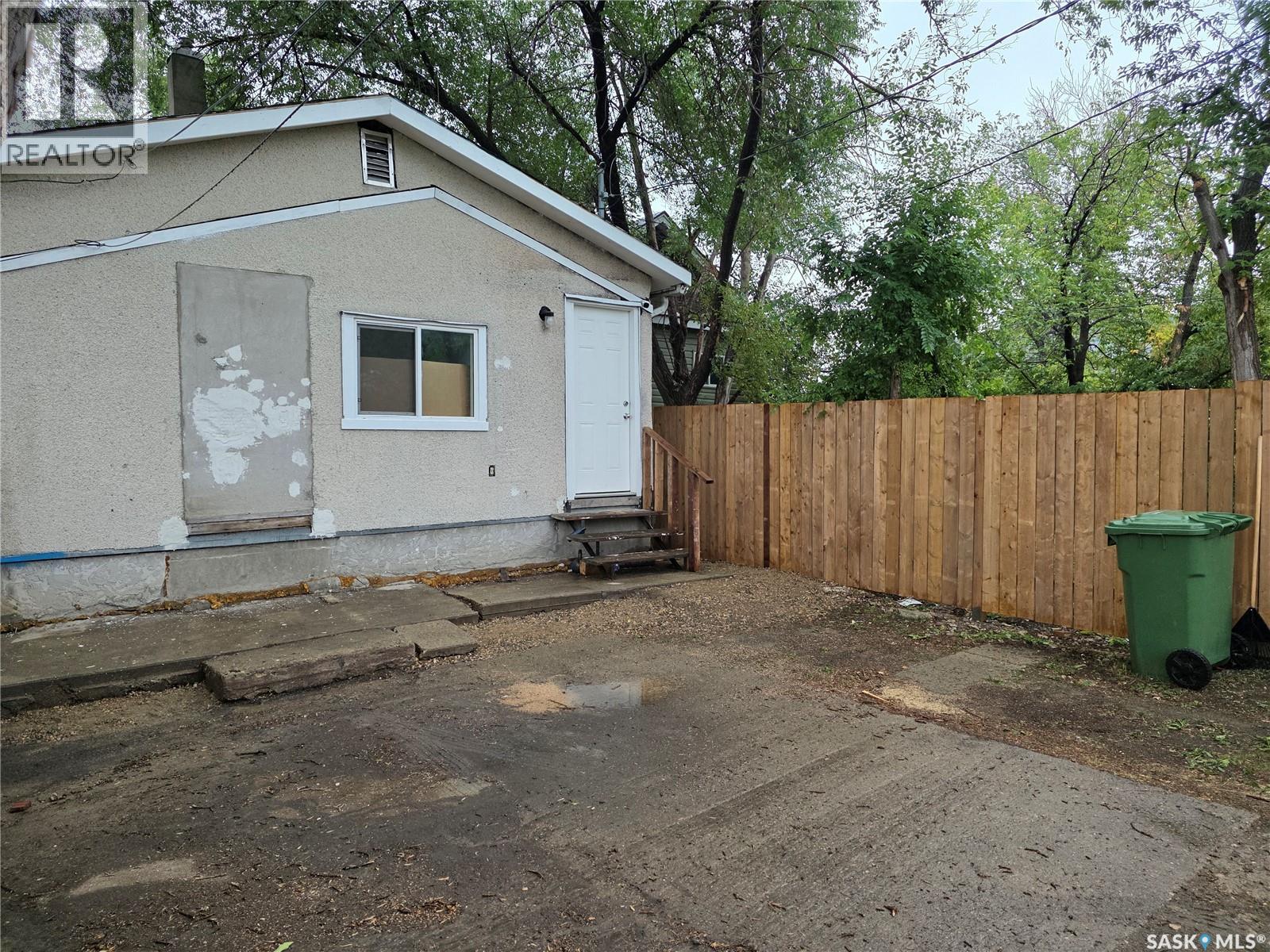 Photo 21 of 922 Retallack Street, Regina SK