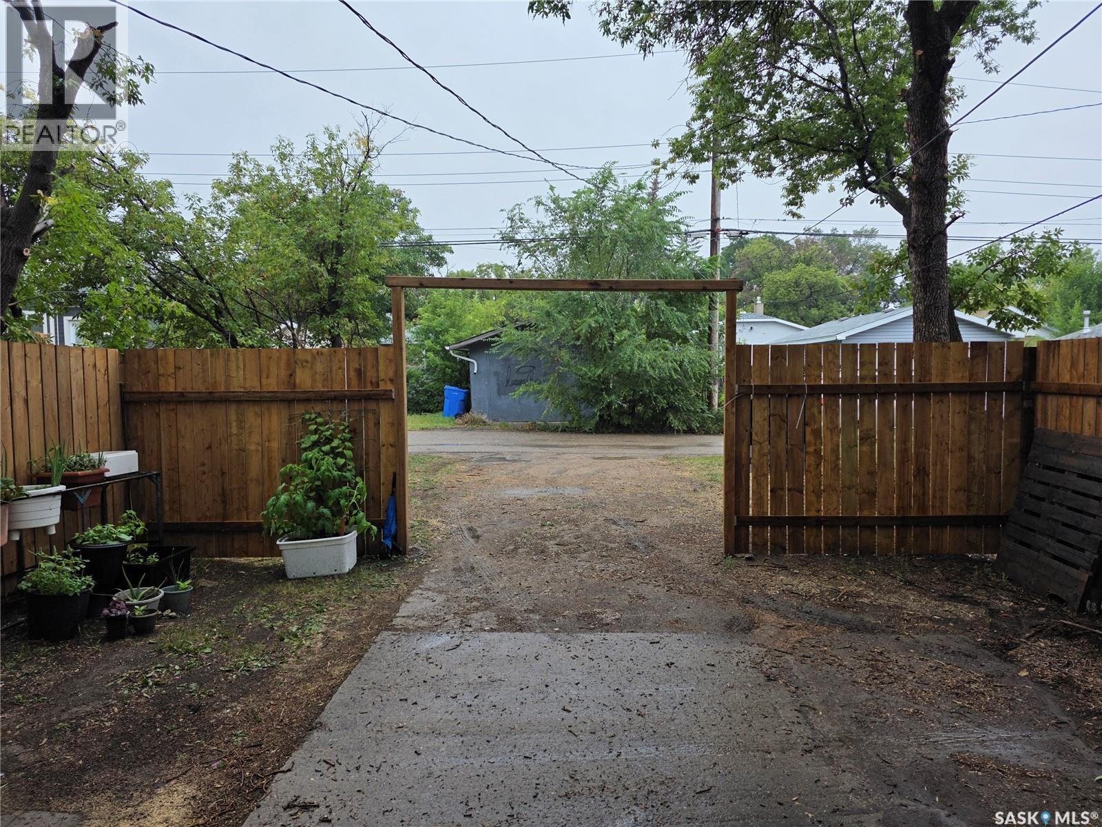 Photo 27 of 922 Retallack Street, Regina SK