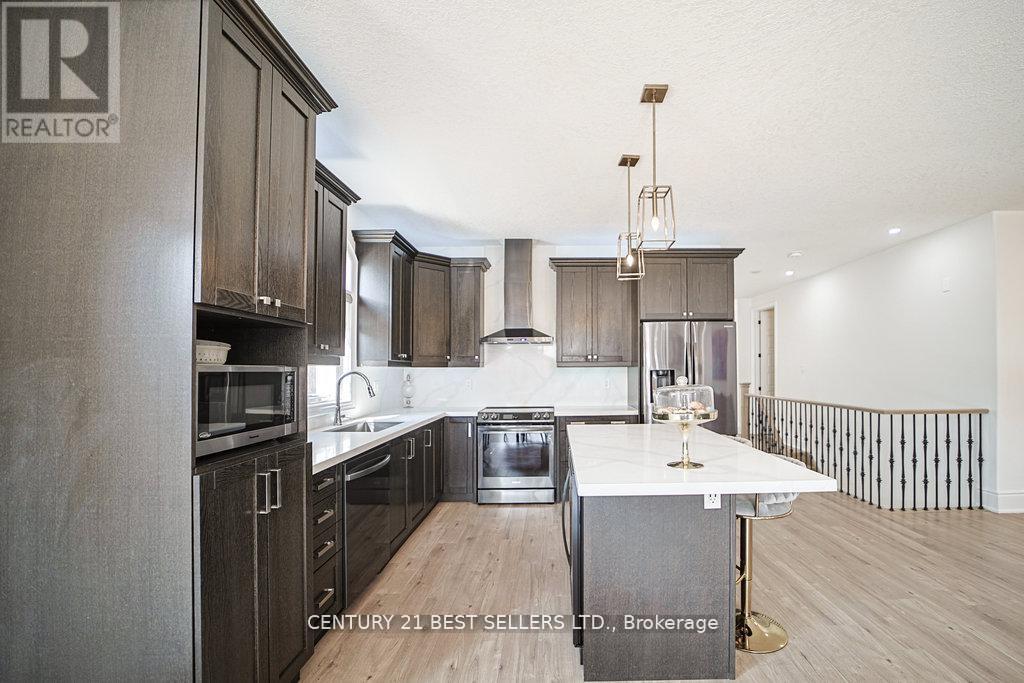Photo 26 of 5 Wood Crescent, Essa ON