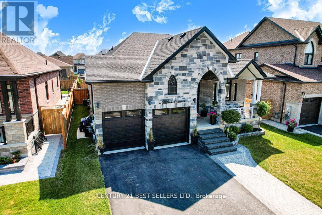 Photo 28 of 5 Wood Crescent, Essa ON