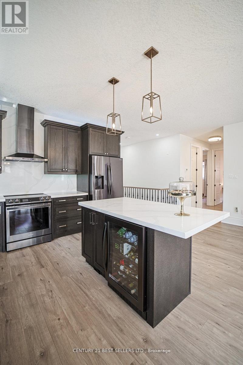 Photo 19 of 5 Wood Crescent, Essa ON