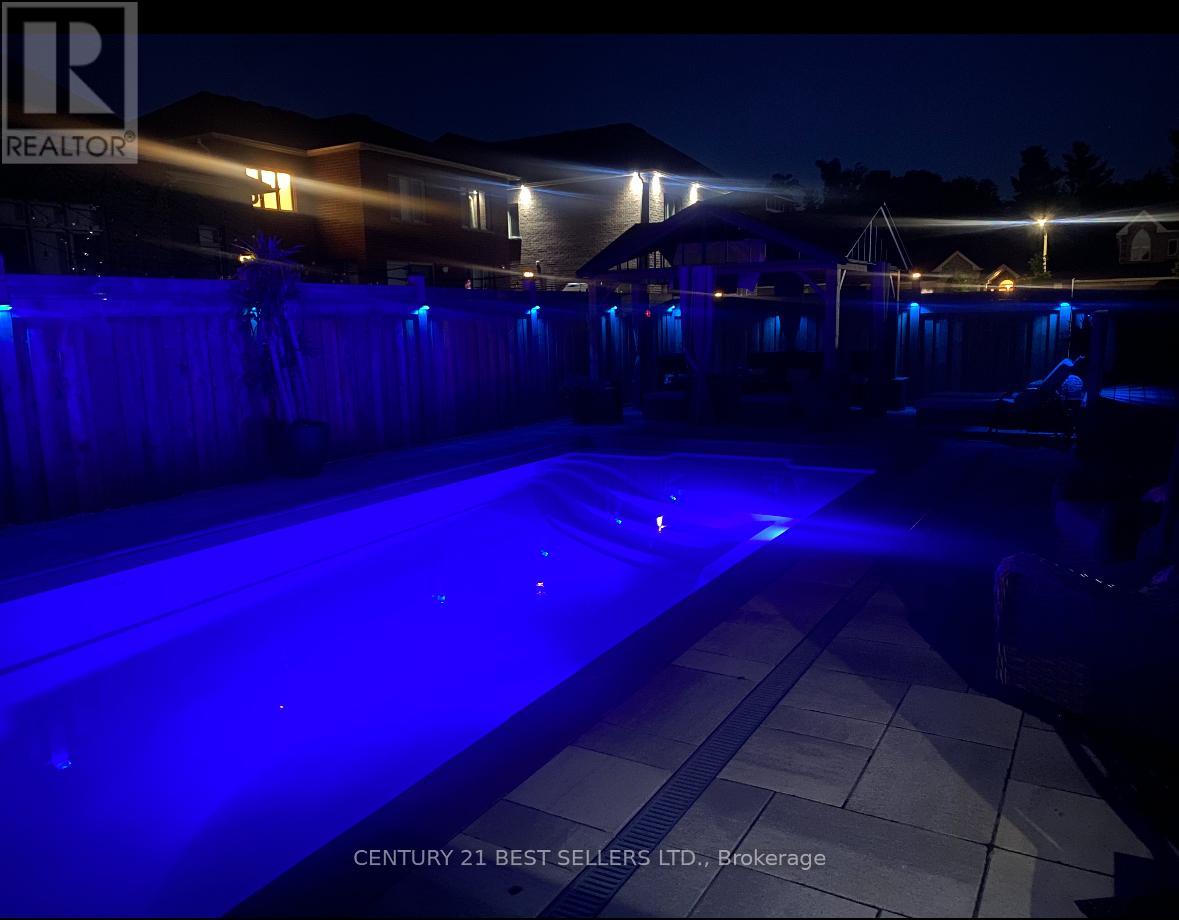 Photo 47 of 5 Wood Crescent, Essa ON