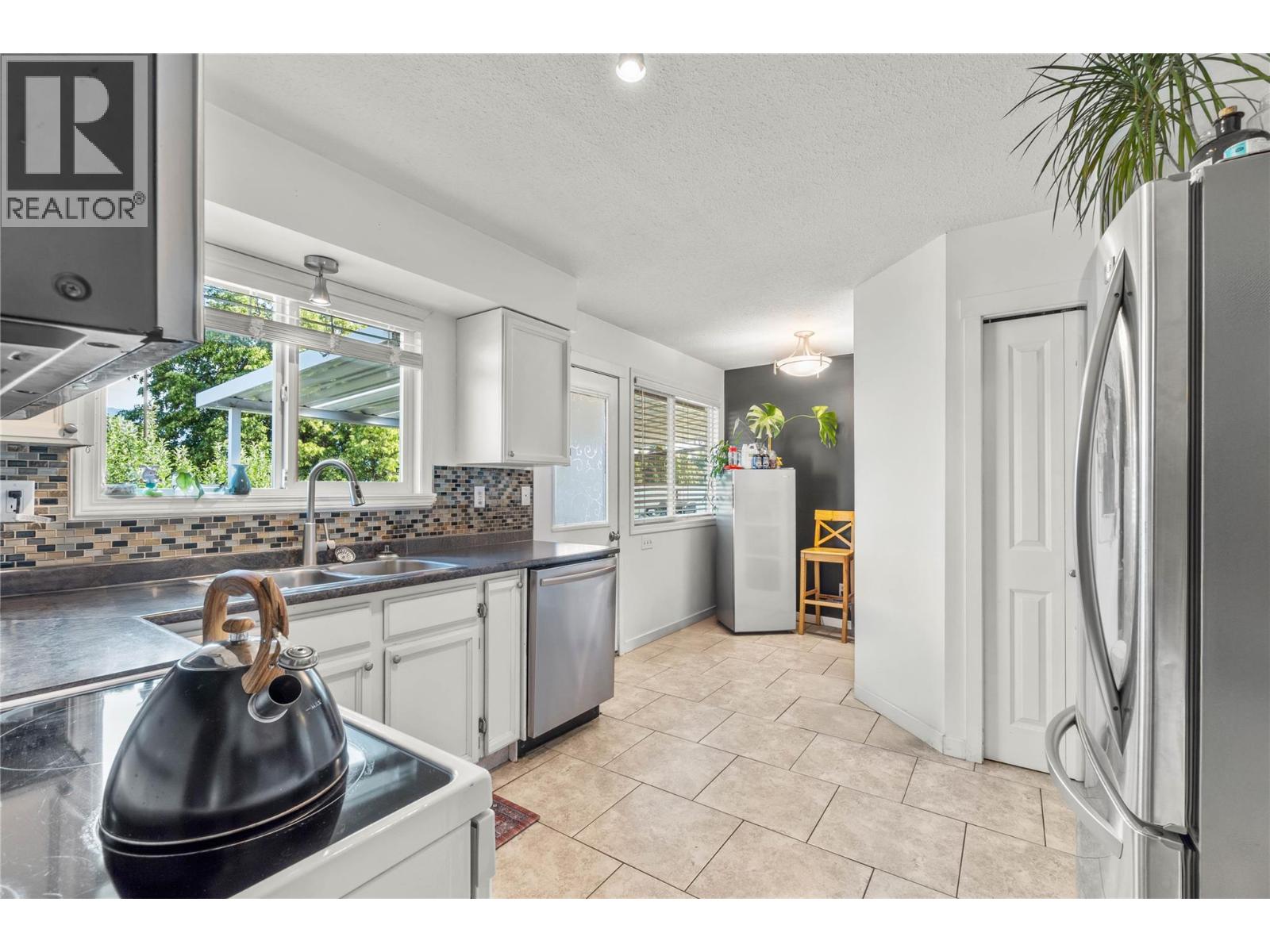 Photo 2 of 2356 Nechako Drive, Kamloops BC