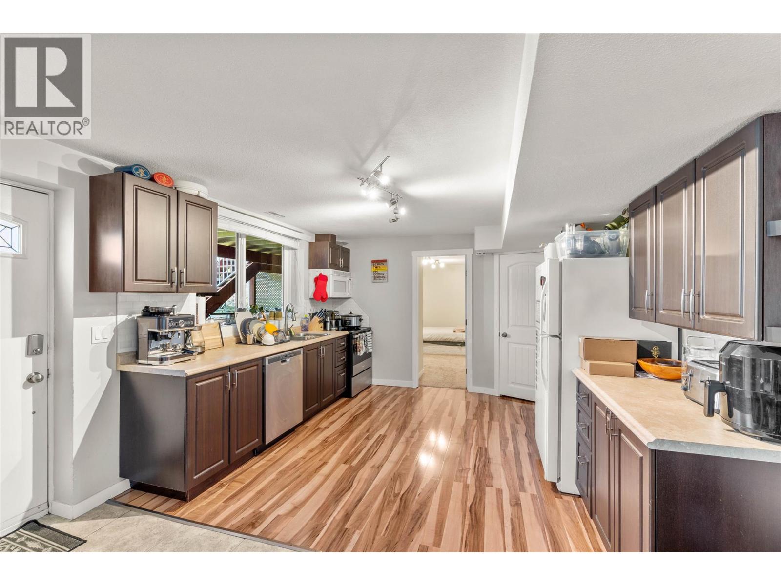 Photo 5 of 2356 Nechako Drive, Kamloops BC