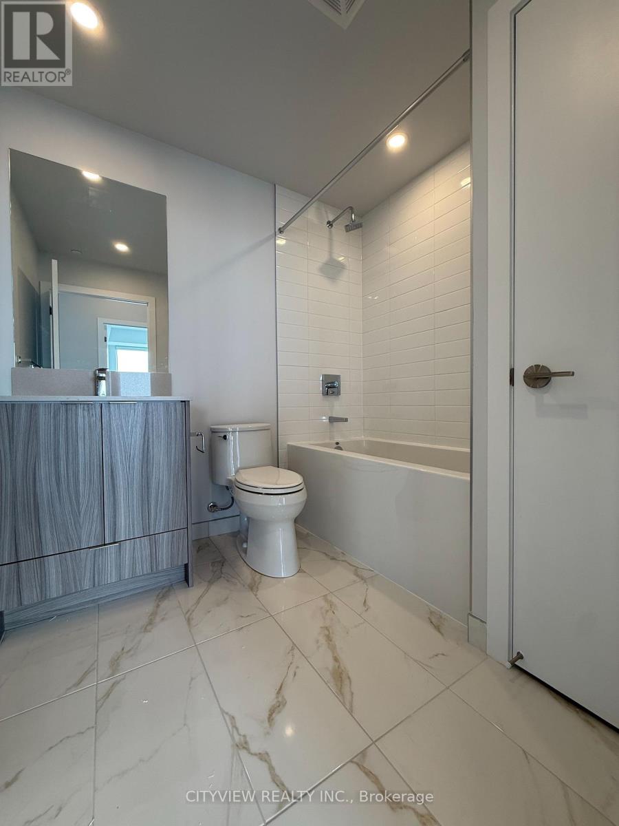 Photo 11 of 4807 430 Square One Drive, Mississauga ON