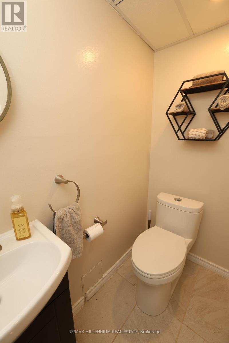 Photo 22 of 5 1015 Galesway Boulevard, Mississauga ON