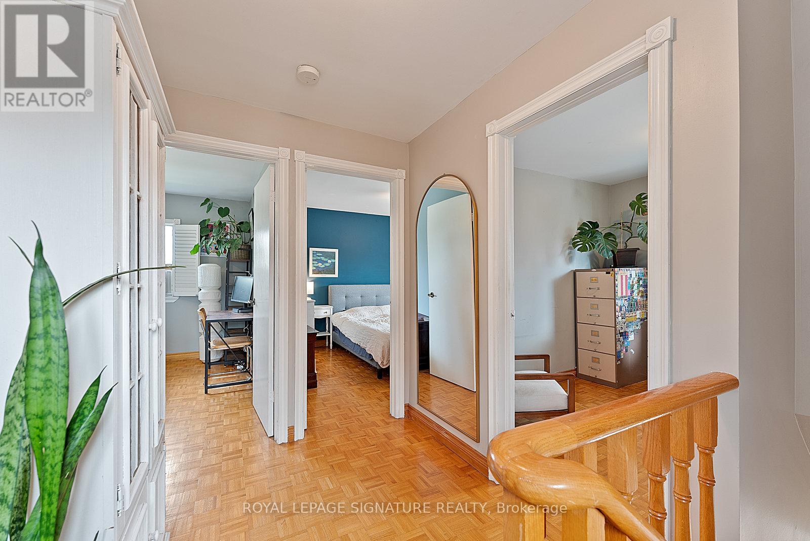 Photo 22 of 126 Harding Avenue, Toronto ON