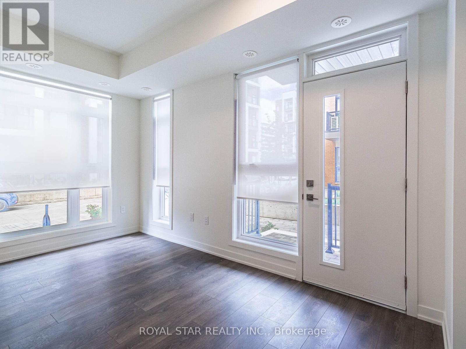 Photo 23 of Q 101 155 Canon Jackson Drive, Toronto ON