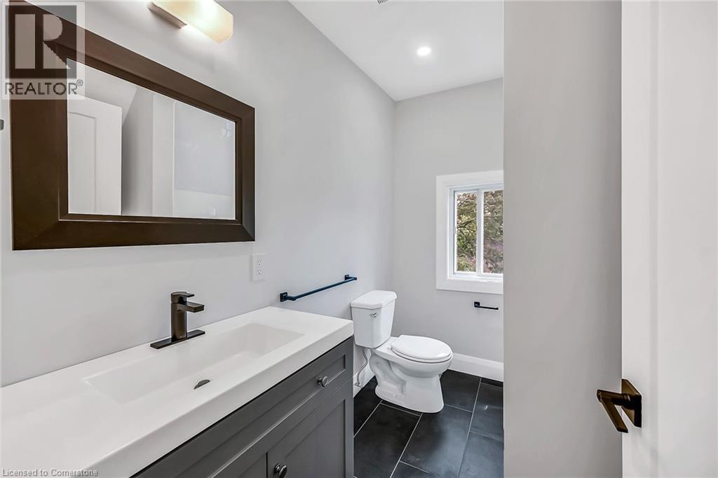 Photo 27 of 193 Glendale Avenue N, Hamilton ON