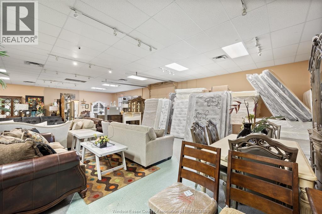 Photo 12 of 2570 Ouellette Avenue, Windsor ON