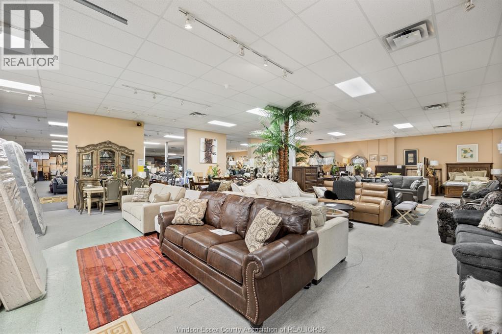 Photo 6 of 2570 Ouellette Avenue, Windsor ON