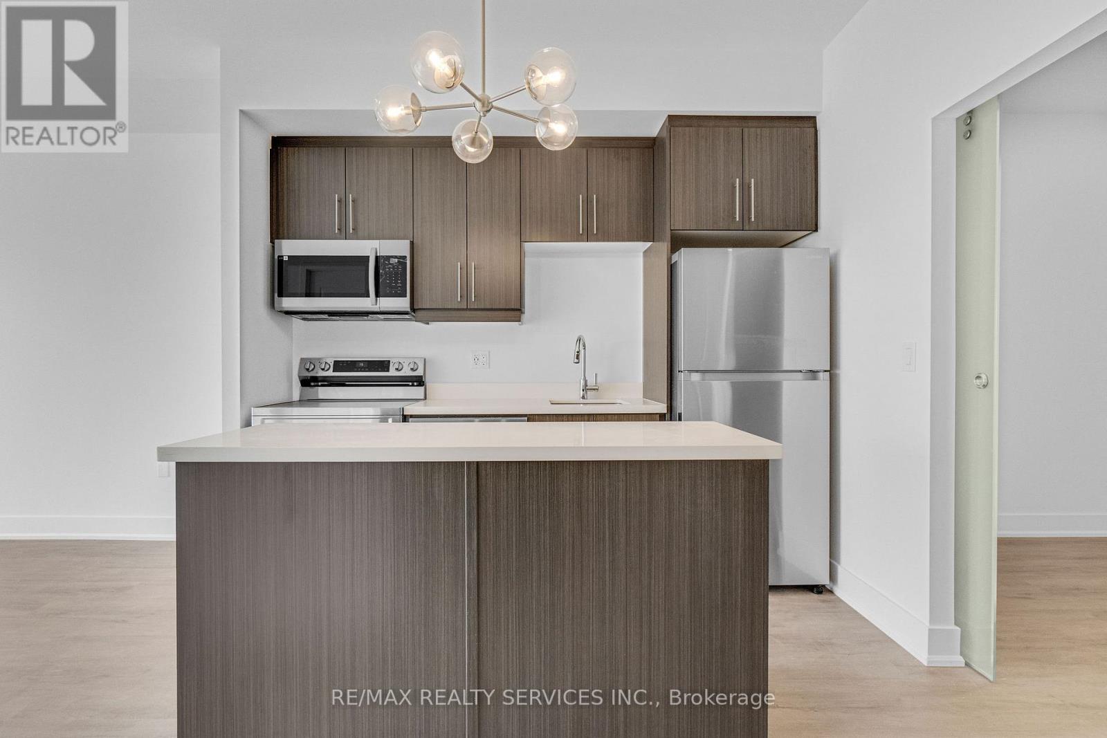 Photo 7 of 623 575 Conklin Road, Brantford ON
