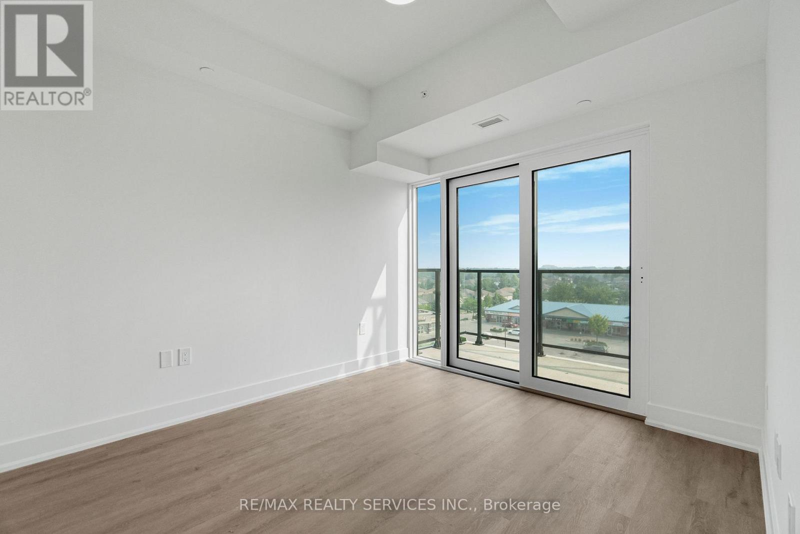 Photo 16 of 623 575 Conklin Road, Brantford ON