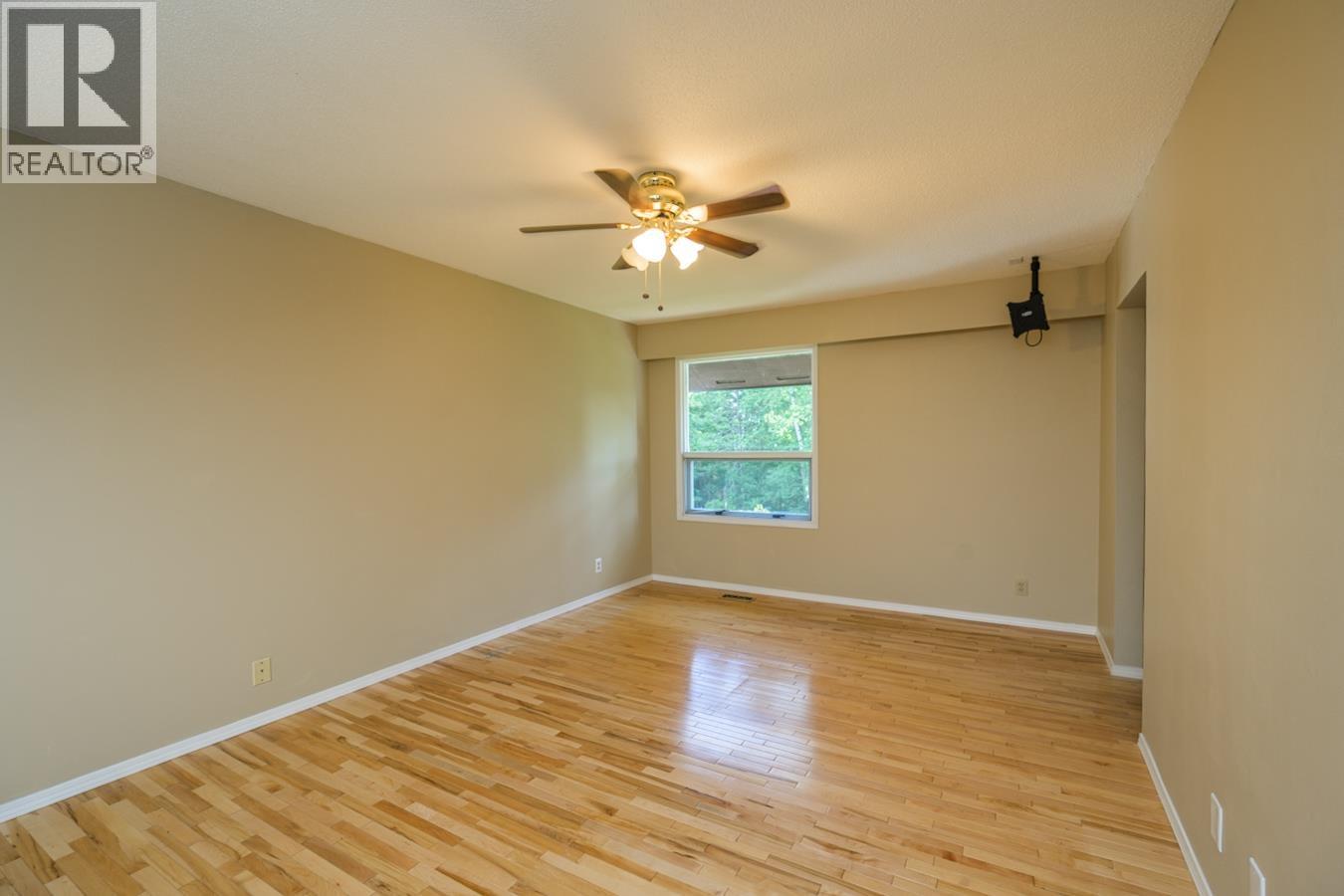 Photo 9 of 4840 Zimmaro Avenue, Prince George BC